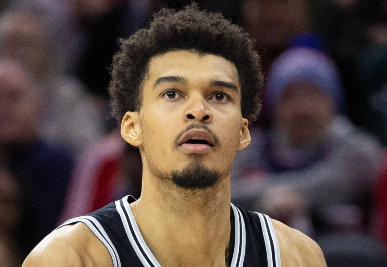 网页版入口-全明星赛加时末段再迎强敌；圣安东尼奥马刺回应争议；主帅态度：气氛紧张；医务组通报恢复-网页版入口