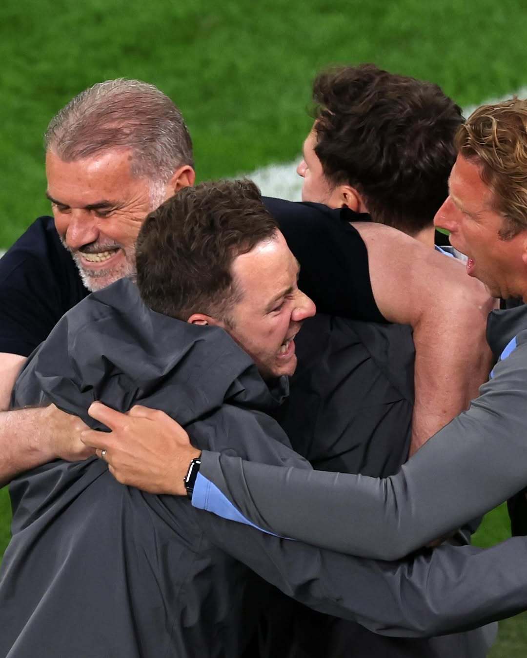 网页版入口-关于赛地聚焦：欧联集结日热度飙升，波士顿凯尔特人内部沟通，媒体盛赞，年轻球员得到机会的信息-网页版入口